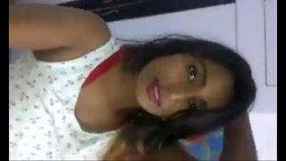 Desi Girl Showing  to to her boyfriend and be cheated Video