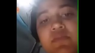 बिग बूब इंडियन लड़की ने अपनी मोटी चूत खोलकर दिखाई Video