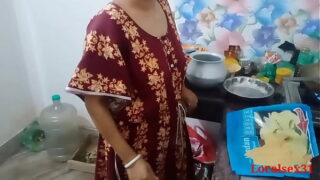 Dehati Sexy House Maid Fucked Pussie In kitchen with Owner Video