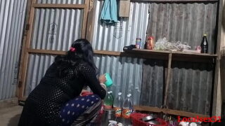 Indian aunty Sex in Desi Boy in Village home Video