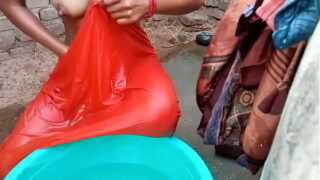 Tamil Hot Maid Fucked Pussy Bathing Indian Sex Video Video