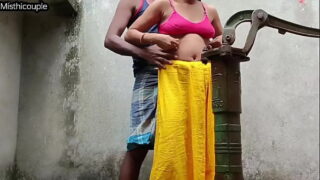 Xxx Bathing hot village telugu maid hard sex video