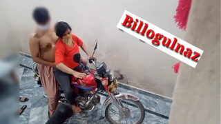 Xxx Girlfriend fucked by lover in outdoor hindi audio Video